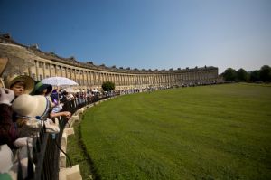 All costumed participants gather at the Royal Crescent--409 in all, breaking the world's record for most people in Regency dress in one place at one time!