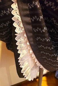 Complete with ruffled petticoat--sigh!